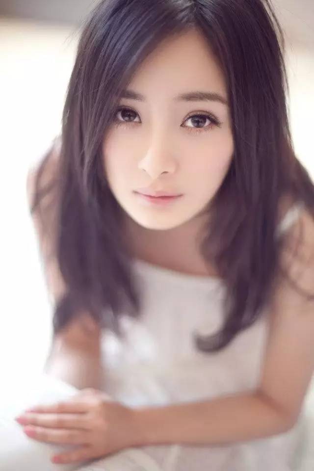 霓虹直播间
